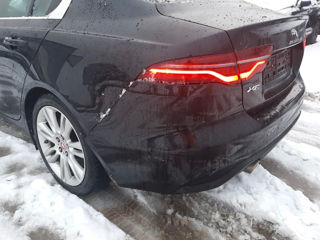 Jaguar XE foto 8