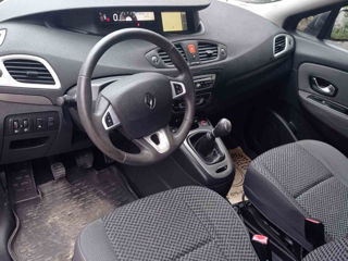 Renault Scenic foto 9