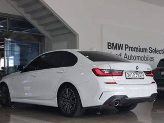 BMW 3 Series foto 2