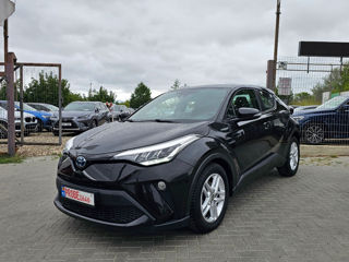 Toyota C-HR foto 1