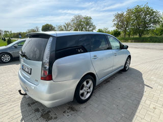 Mitsubishi Grandis foto 8