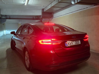 Ford Fusion foto 7