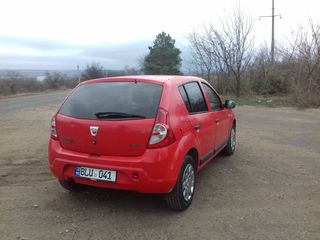 Dacia Sandero foto 3