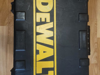 Рубанок сетевой DeWALT D26500 foto 2