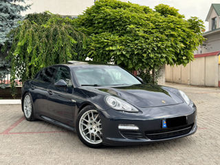 Porsche Panamera foto 1