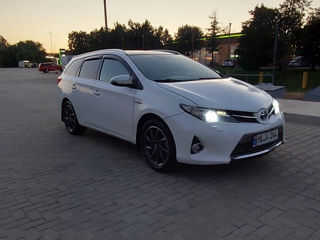 Toyota Auris foto 2