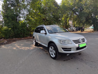 Volkswagen Touareg foto 2