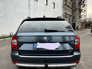 Skoda Superb foto 3