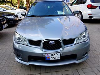 Subaru Impreza foto 1