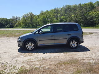 Volkswagen Touran foto 5