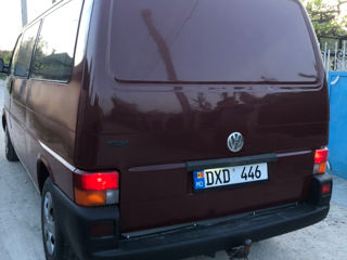 Volkswagen Transporter foto 2