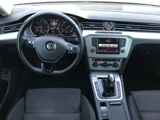 Volkswagen Passat foto 6