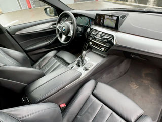 BMW 5 Series foto 7