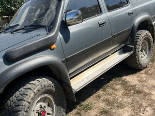 Toyota Hilux foto 2