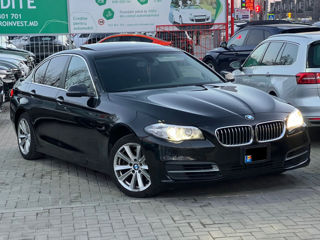 BMW 5 Series foto 4