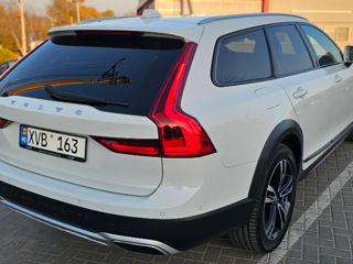 Volvo V90 Cross Country foto 4