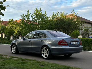 Mercedes E-Class foto 5