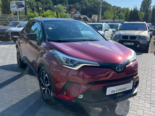 Toyota C-HR foto 2