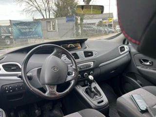 Renault Grand Scenic foto 8