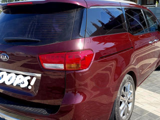 KIA Carnival foto 5