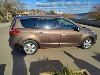 Renault Grand Scenic foto 4