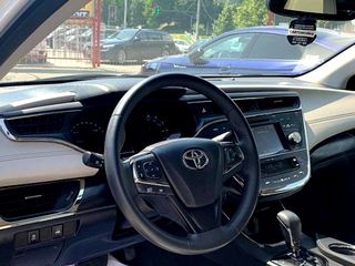 Toyota Avalon foto 2