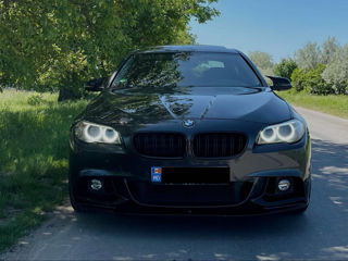 BMW 5 Series foto 2