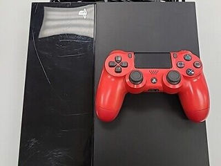 Sony PlayStation 4 foto 1