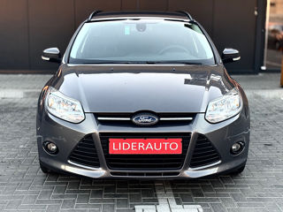 Ford Focus foto 2