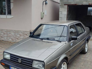 Volkswagen Jetta foto 8