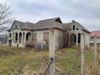 Se vinde urgent teren de 10 ari. împreună cu casa de locuit nefinisată. foto 9