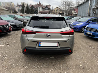 Lexus UX foto 5