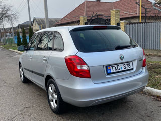 Skoda Fabia foto 2