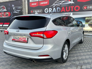 Ford Focus foto 6