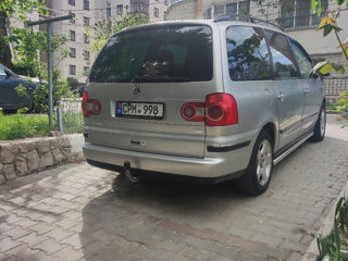 Volkswagen Sharan foto 10