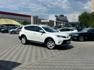 Toyota Rav 4 foto 4