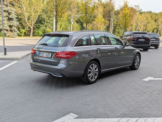 Mercedes C-Class foto 6