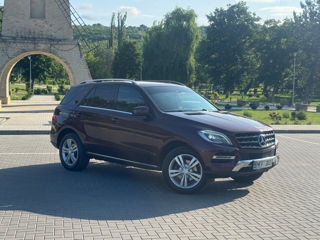 Mercedes M-Class foto 0