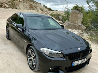 BMW 5 Series foto 1