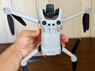 DJI Mini 3 Pro + DJI RC, în stare perfectă! foto 6