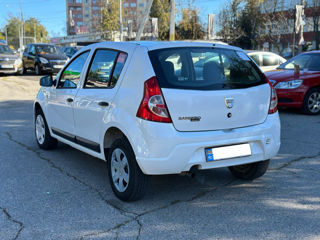 Dacia Sandero foto 3