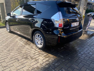 Toyota Prius + foto 5