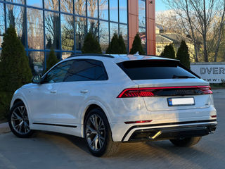 Audi Q8 foto 3