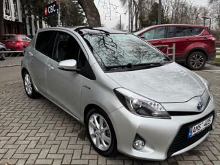 Toyota Yaris foto 8