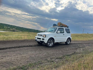 Suzuki Jimny foto 3