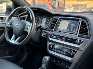 Hyundai Sonata foto 8