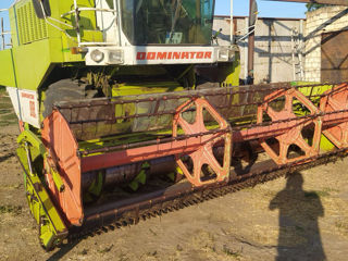 Claas Dominator 98 foto 1