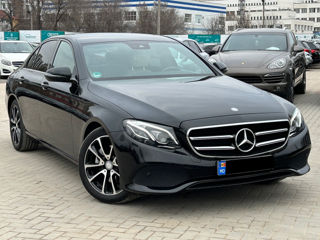 Mercedes E-Class foto 5