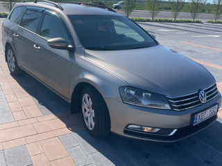 Volkswagen Passat foto 4