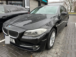 BMW 5 Series foto 5